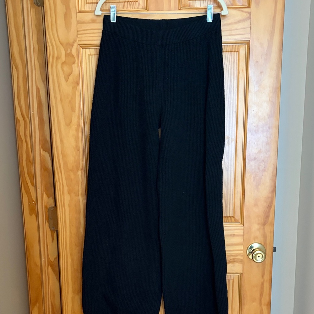 GAP black Knit ribbed wide leg pants, size S